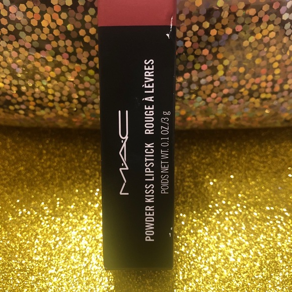BNIB! MAC Powder Kiss Lipstick Dubonnet Buzz 926 - Picture 3 of 5